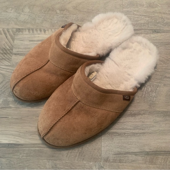 UGG Other - UGG Mens Scuff Suede Sheepskin Slip On Slippers